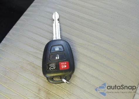 2015 Toyota Highlander Le Plus V6 z USA, uszkodzony, nr VIN 5TDZKRFH2FS103493